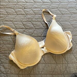 Maidenform Bra 34C